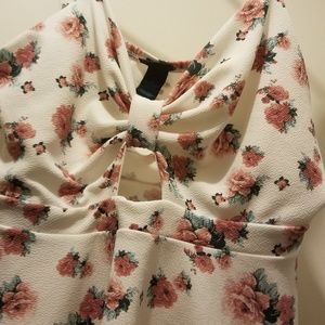 Like New Rue 21 Cutout Tank top